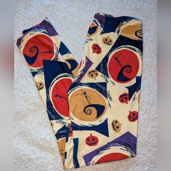Lularoe Nightmare Before Christmas leggings - one size - fits up to size 10 - Picture 1 of 8